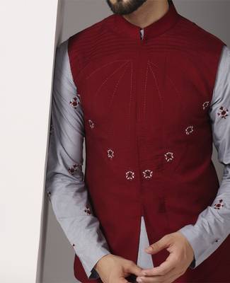 Grey embroidered cotton silk kurta set with maroon embroidered jacket 2