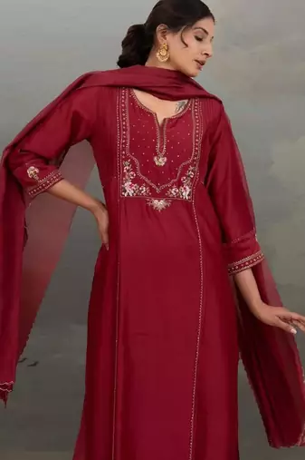 Magenta pink mehrab suit set