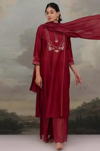 Magenta pink mehrab suit set