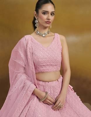 LIGHT PINK GEORGETTE SEQUINS THREAD EMBROIDERED LEHENGA CHOLI 3