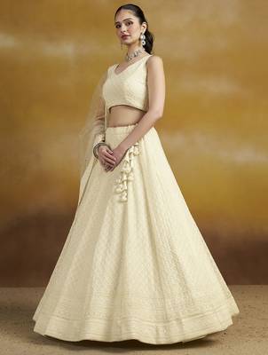 WHITE GEORGETTE SEQUINS THREAD EMBROIDERED LEHENGA CHOLI 5