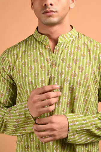 Green cotton full sleeves kurta for mens