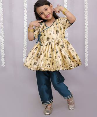 Gold printed cotton silk kurta set 4