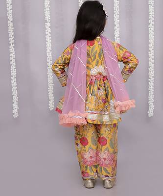 Yellow printed cotton silk kurta set 2