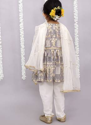 Grey printed cotton silk kurta set 3