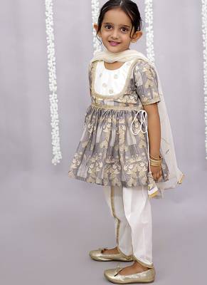 Grey printed cotton silk kurta set 4