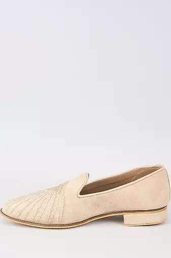 Pink woven leather mens juttis
