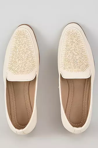 White woven leather mens juttis