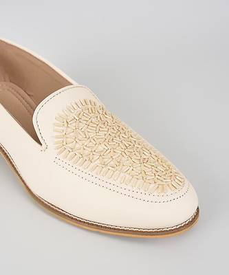 White woven leather mens juttis 2