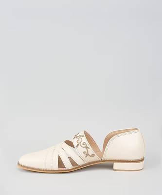 White woven leather mens juttis 3