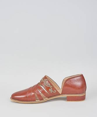 Brown woven leather mens juttis 2