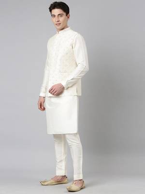 Cream mirror embroidery bundi with kurta set 3