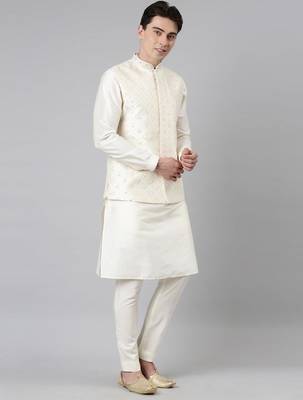 Cream mirror embroidery bundi with kurta set 4