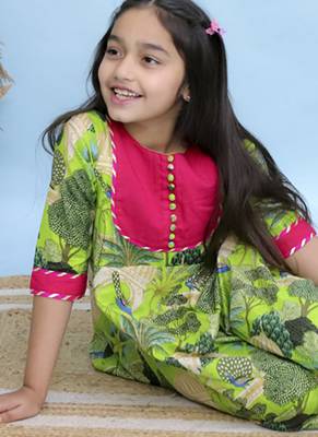 Green printed cotton Girls Kurti Set 3