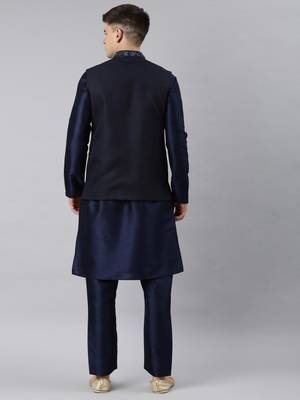 Navy blue embroidered jacket and kurta set 5