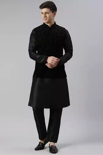 Black velvet hand embroidery jacket set