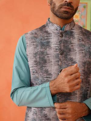 Green printed jacket kurta set 5