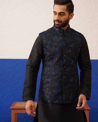 Black embroidered jacket with black kurta set 3