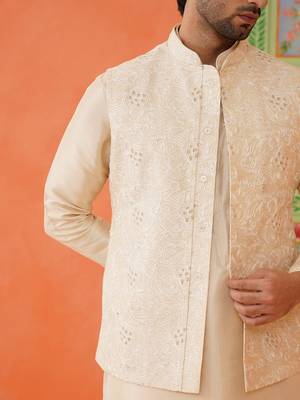 Cream chain stitch embroidery kurta jacket set 2