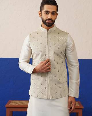Cream colour velvet with self texture bundi set 1