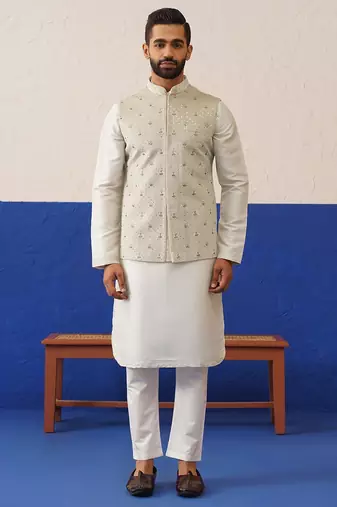 Cream colour velvet with self texture bundi set