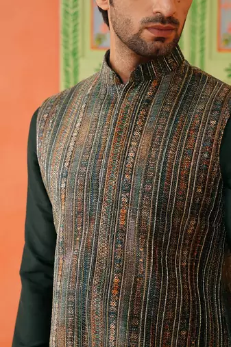 Multi printed velvet fabric jacket set