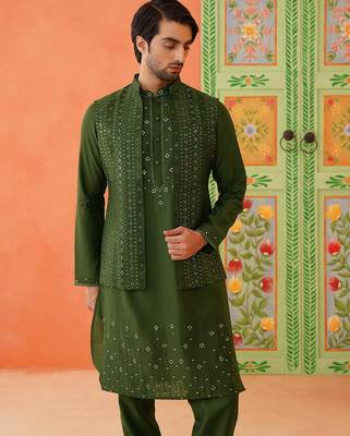 Green embroidery kurta jacket set 4