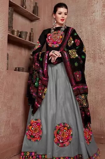 Grey Gujarati Gamthi Hand Embroidered Cotton Indian Traditional Dandiya Raas Garba Lehenga Choli For Navratri Festival