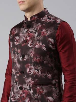 Maroon floral jacket with kurta set 2