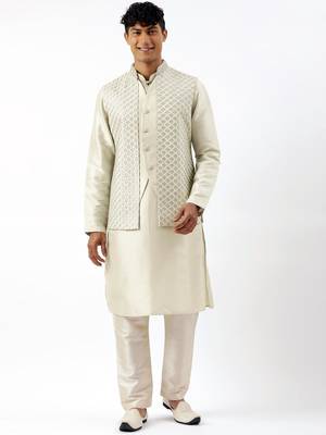 Sage green embroiderd layered jacket kurta set 1