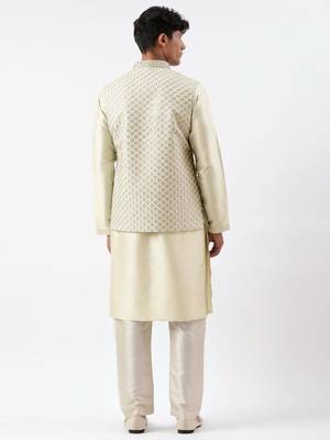 Sage green embroiderd layered jacket kurta set 2