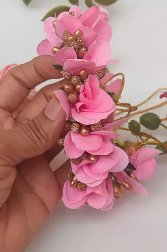 Baby pink orchids gajra