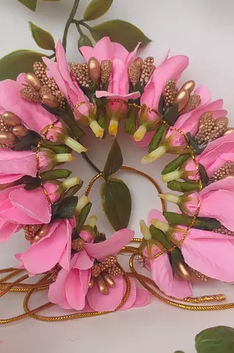Baby pink orchids gajra
