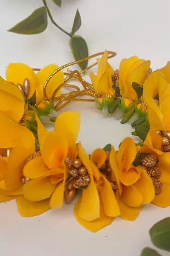 Yellow orchids gajra