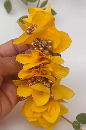 Yellow orchids gajra
