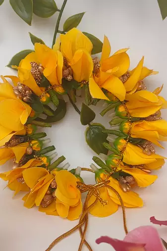 Yellow orchids gajra