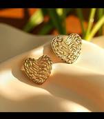 Golden glamour anti-tarnish textured heart stud earrings – premium stainless steel love design