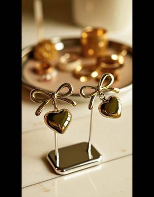 Gg golden glamour heart bow statement earrings – anti tarnish finish 4