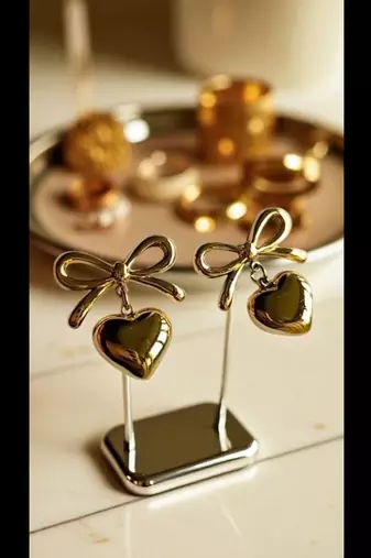 Gg golden glamour heart bow statement earrings – anti tarnish finish