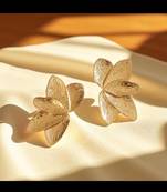 golden glamour anti-tarnish textured leaf stud earrings – elegant minimal gold finish for everyday & festive wear