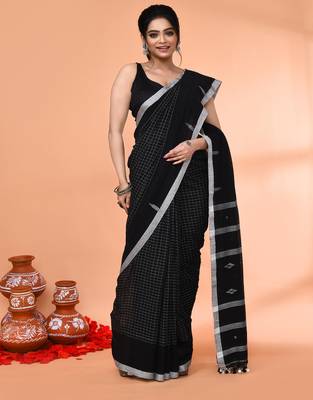 black mul cotton handloom jamdani saree with blouse piece 3