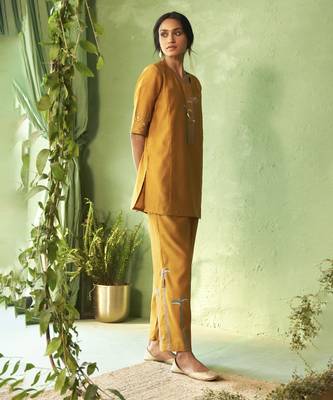 mustard plain chanderi kurta & Pant 2