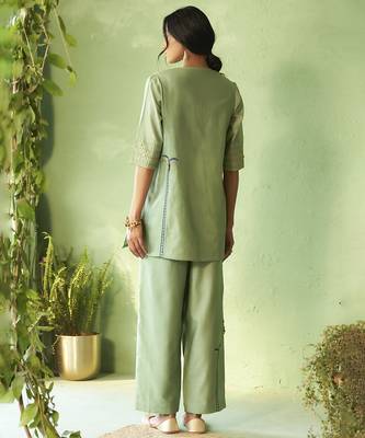 Green plain chanderi kurta & Pant 3