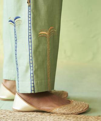 Green plain chanderi kurta & Pant 5