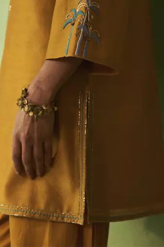 mustard plain chanderi kurta Set