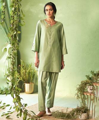 Green plain chanderi kurta Set 2