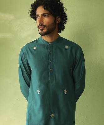Green plain chanderi kurta pajama 4