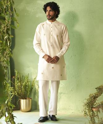 White plain chanderi kurta pajama 1