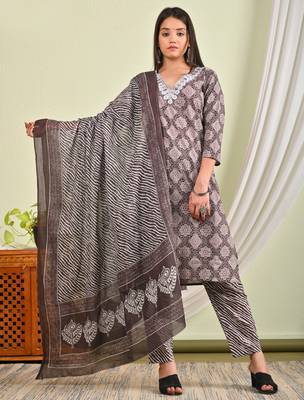 Cotton kurti with pant and matching dupatta sets 3