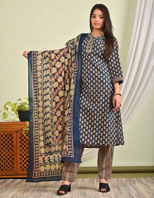 Cotton kurti with pant and matching dupatta sets 1